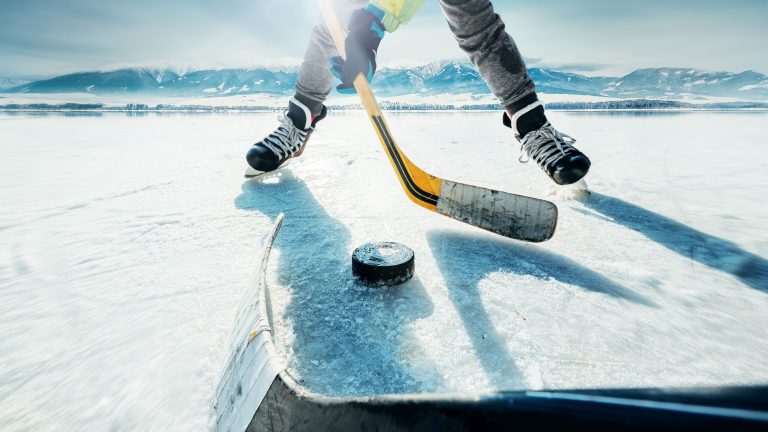 how-to-think-like-a-pro-hockey-player-10-mental-strategies-for-success